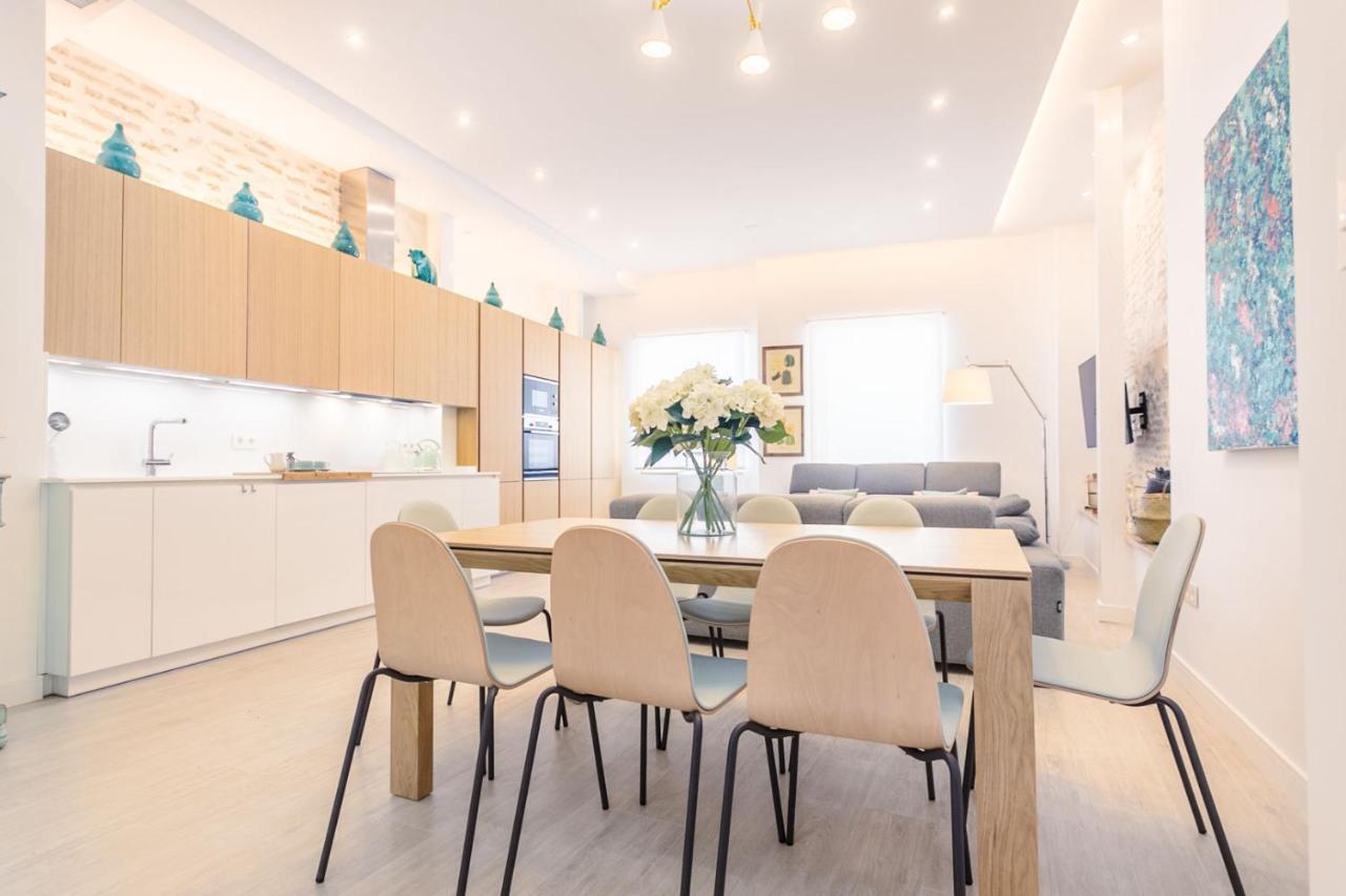 Espectacular Casa De 6 Dormitorios, 7 Banos Y 2 Terrazas Sevilla Kültér fotó