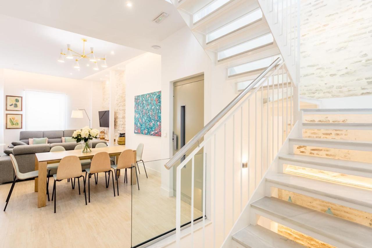 Espectacular Casa De 6 Dormitorios, 7 Banos Y 2 Terrazas Sevilla Kültér fotó