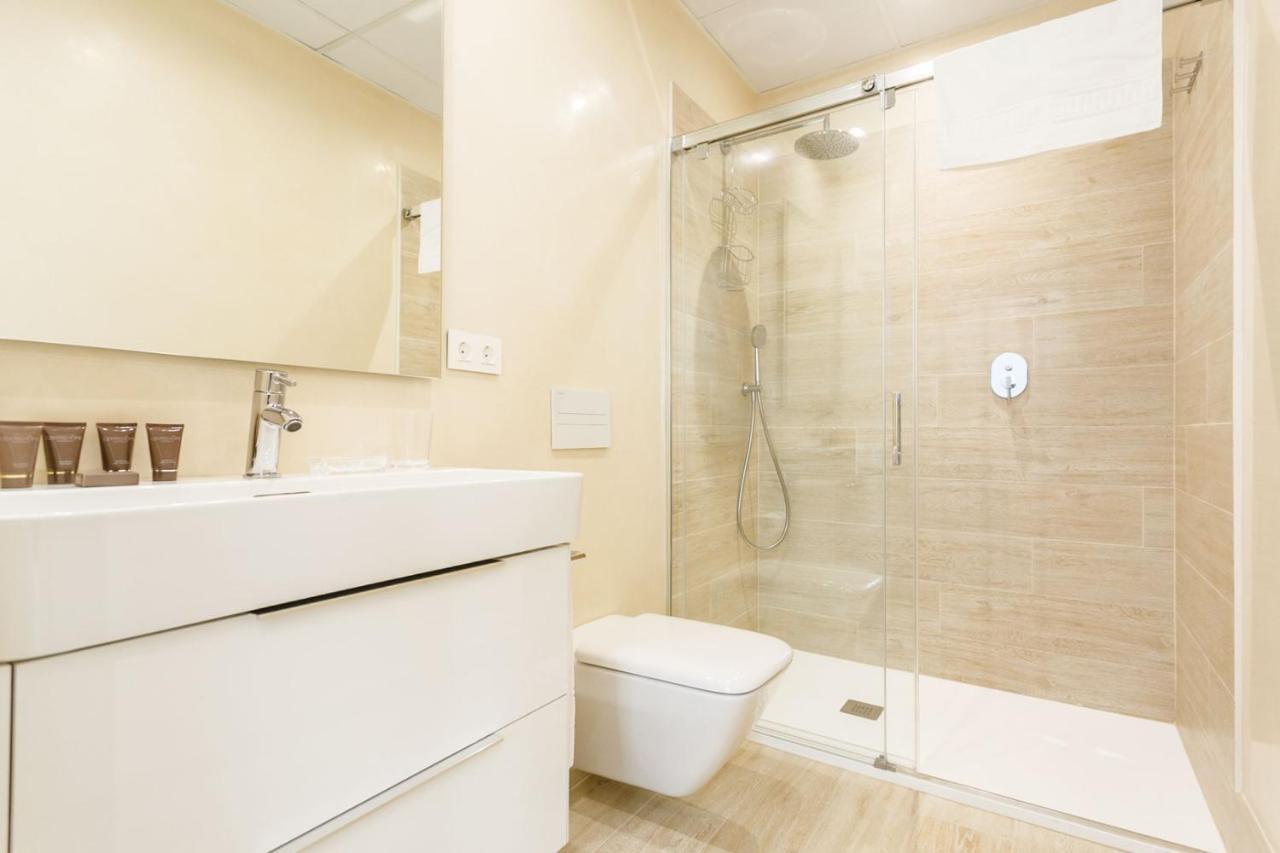 Espectacular Casa De 6 Dormitorios, 7 Banos Y 2 Terrazas Sevilla Kültér fotó