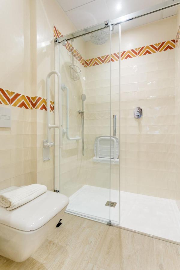 Espectacular Casa De 6 Dormitorios, 7 Banos Y 2 Terrazas Sevilla Kültér fotó